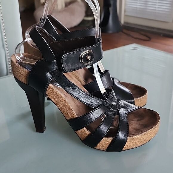 Balenciaga Leather Heels - Picture 1 of 14